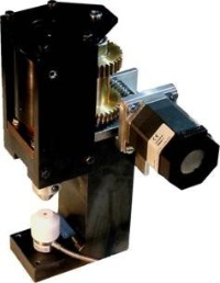 Miniaturní deformační stroj pro jednoosé namáhání (tah, tlak) ± 10 kN