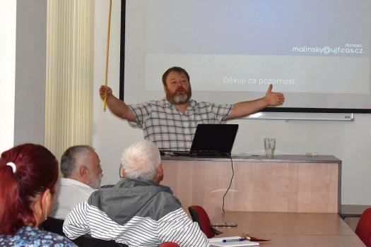 Petr Malinský at his seminar in the NPI meeting room