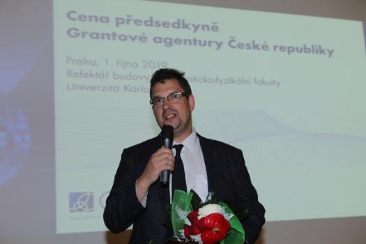 Zdeněk Sofer during prize ceremony