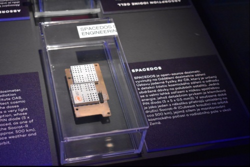 Prototype of the SPACEDOS dosimeter at the Cosmos Discovery exhibition
